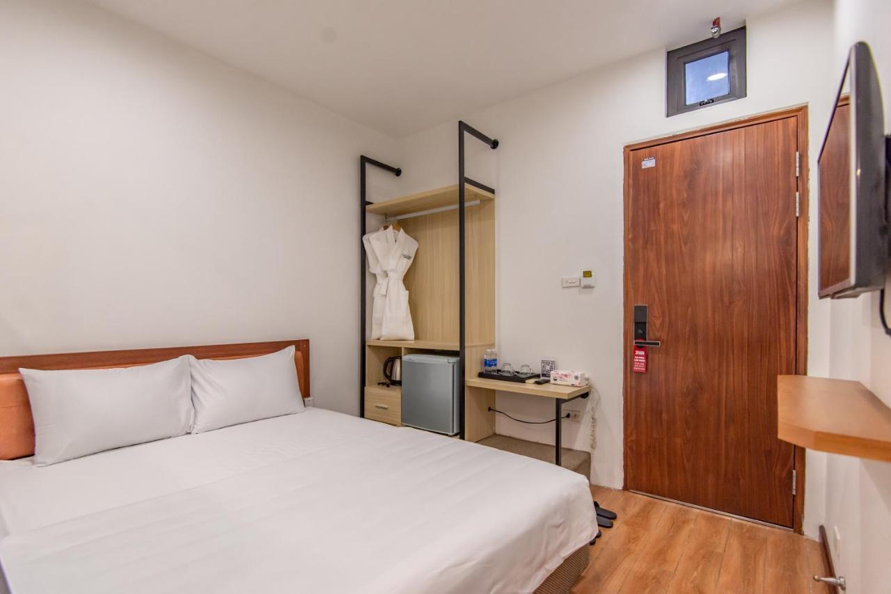 Coco Hotel Cau Giay Hanoi Exterior photo